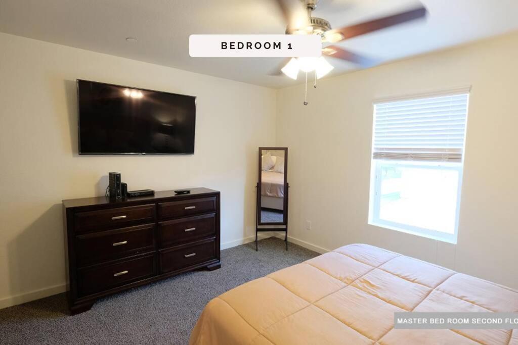 Willa 3 Story, 3 Bdrm, 4 Beds, 2 Bath, North Houston, Iah - 10B Zewnętrze zdjęcie